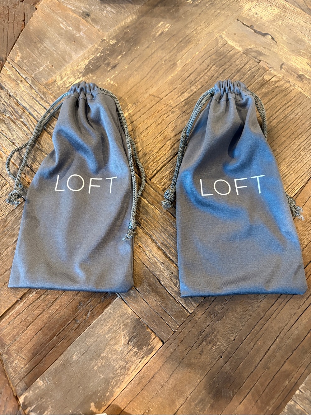 Loft OS Gray Microfiber Drawstring Sunglasses Pouch Eyewear Storage Bag Lot